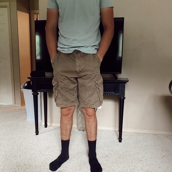 American Eagle Outfitters Other - Khaki American Eagle Cargo Shorts